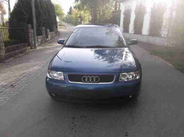 Audi A3 1.9 TDI * 1.Hand * Alu* Scheckheft * SHZ