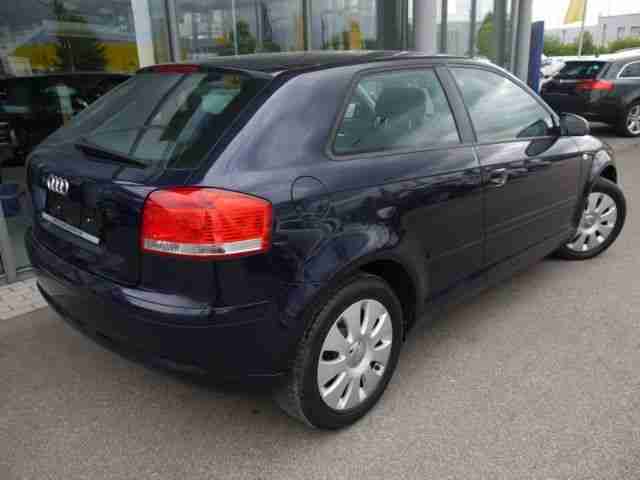 Audi A3 2.0 TDI DPF Attraction 3T.