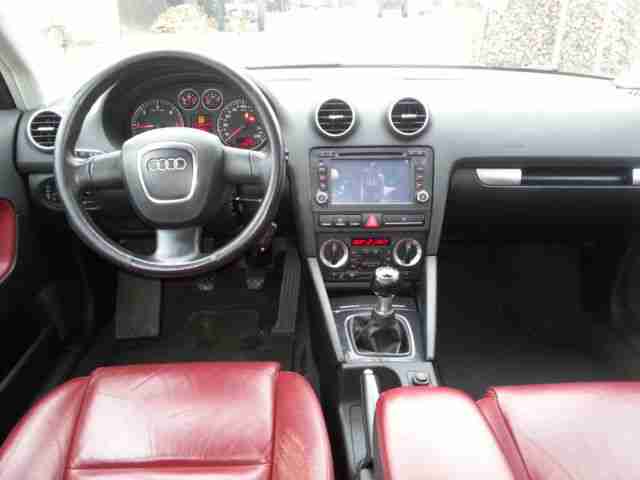 Audi A3 2.0 TDI Sportback*Leder*Navi*Xenon*S line