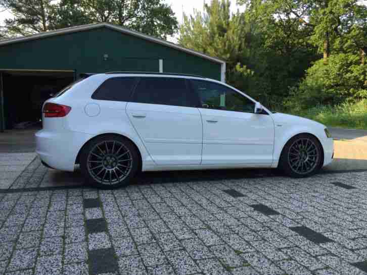 Audi A3 2.0 TFSI Sportback quattro S tronic S-Line