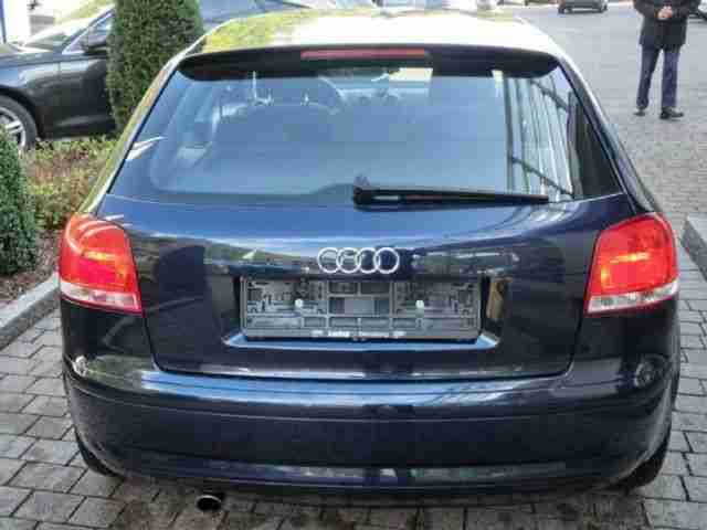 Audi A3 Attraction 1.6 FSI 6-Gang Sitzheizung S-LINE
