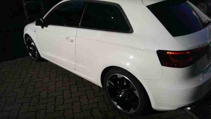 Audi A3 SLINE DSG WA Garantie