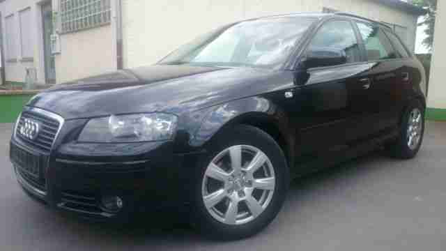 Audi A3 Sportback 2.0 TDI DPF Ambiente LEDER XENON