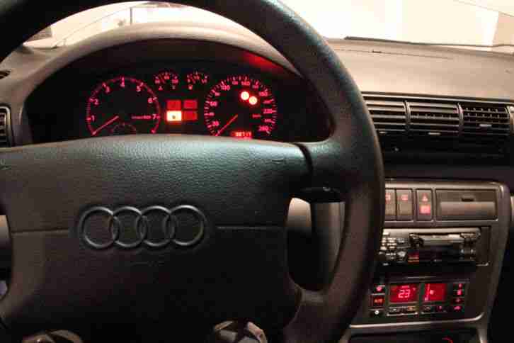 Audi A4 1,6 grüne Plakette TÜV neu