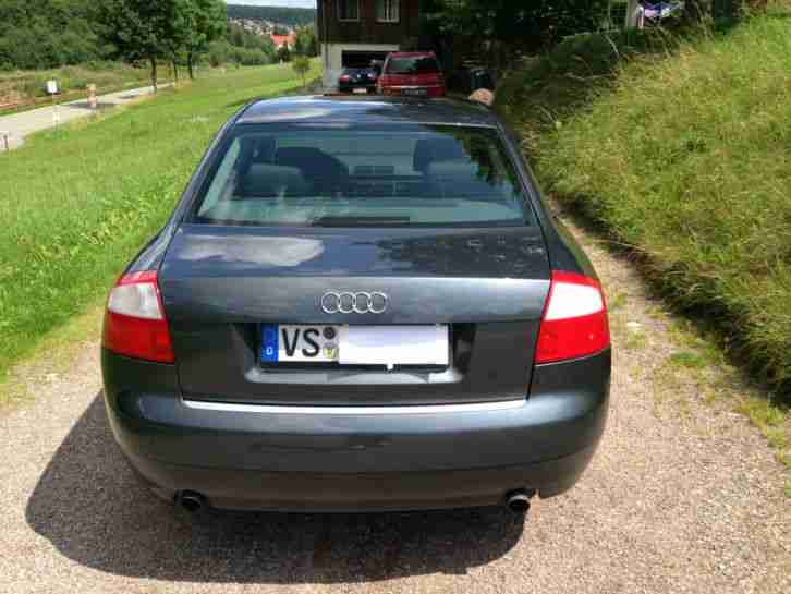 Audi A4 1.8 T -Scheckheftgepflegt/ TÜV Neu-