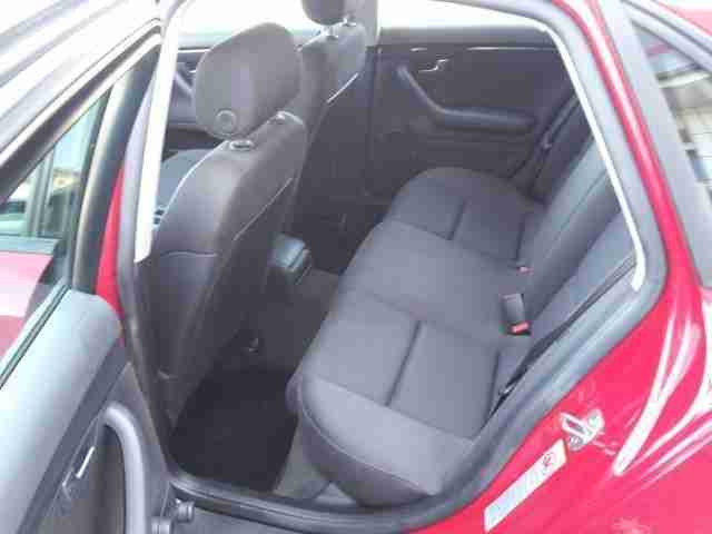 Audi A4 2.0 - Klima - PDC - Xenon - AHK