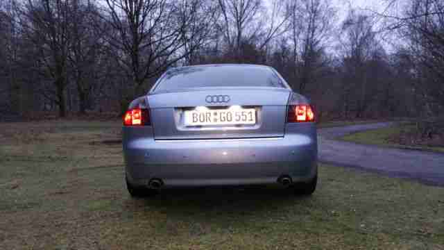 Audi A4 3.0 Benzin/Gas/ 19Zoll Alu.8fach bereift