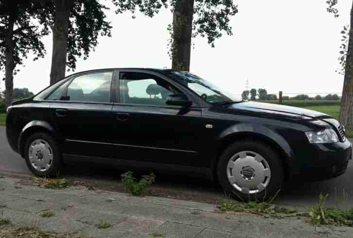 Audi A4 8e Limousine 1.8liter Turbo 150PS