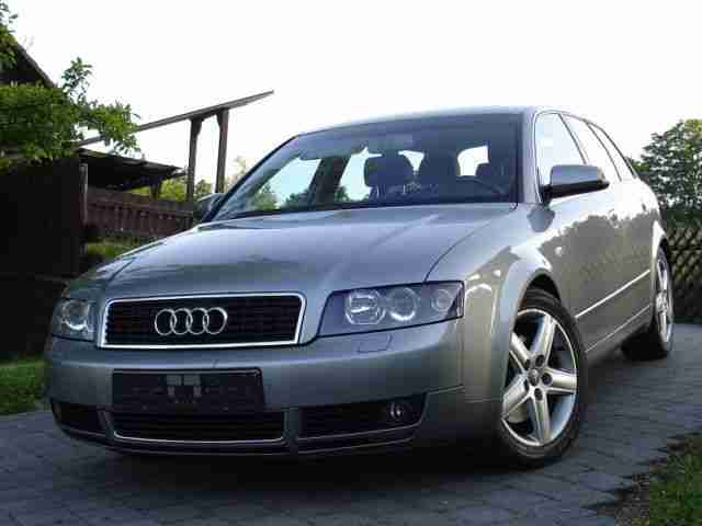 Audi A4 Avant 1.8 T*NAVI plus*Klima*SD*Xenon*Leder*