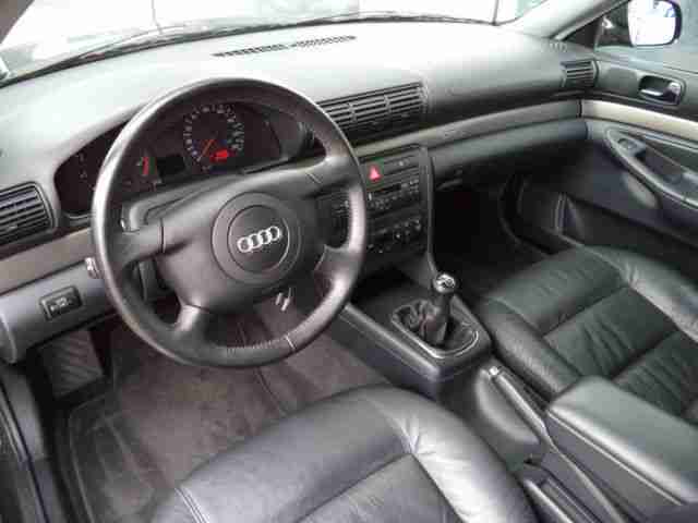 Audi A4 Avant 1.8T quattro 1.Hand Leder Audi-Scheckh.