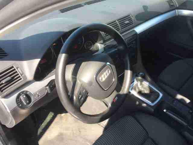 Audi A4 Avant 2.0 T FSI S Line