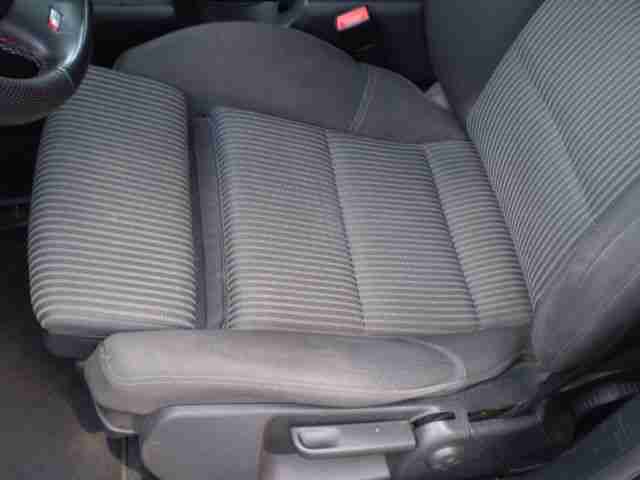 Audi A4 Avant 2.0 TDI S Line DPF Klima Alu Navi PDC