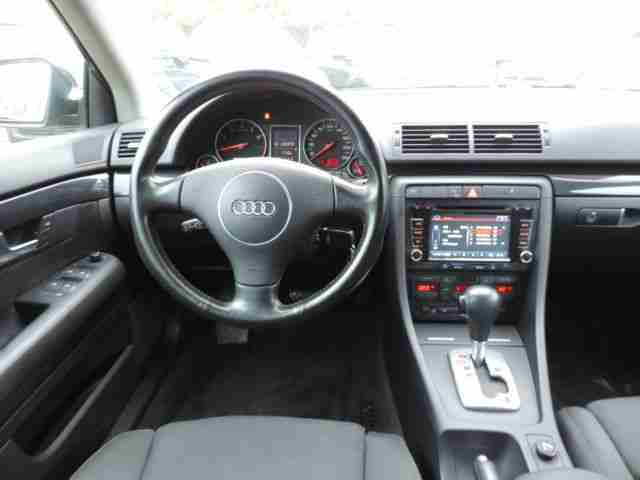Audi A4 Avant 2.4 Xenon Navi 18 Zoll