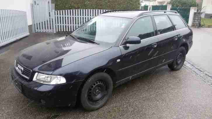 Audi A4 Avant 2.5 TDi v6 Quattro Tiptronic