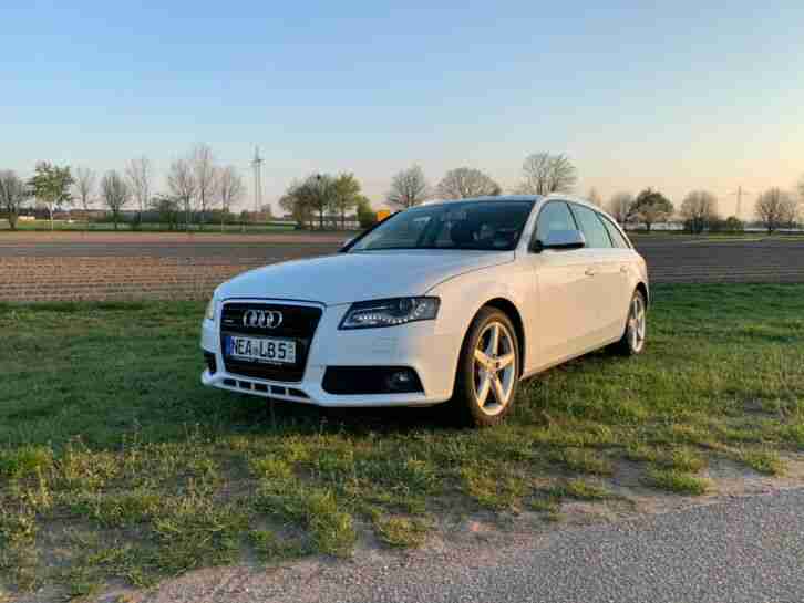 Audi A4 Avant 3,0 TDI Quattro Automatik Euro 5 Leder Panoramadach TOP !!!