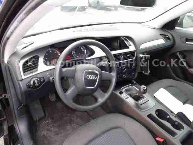 Audi A4 Avant Attraction