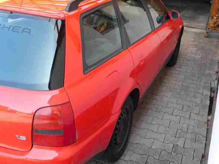 Audi A4 Avant (Kombi), rot