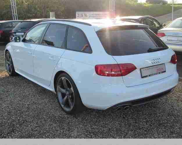 Audi A4 Avant S Line 2.0 TDI