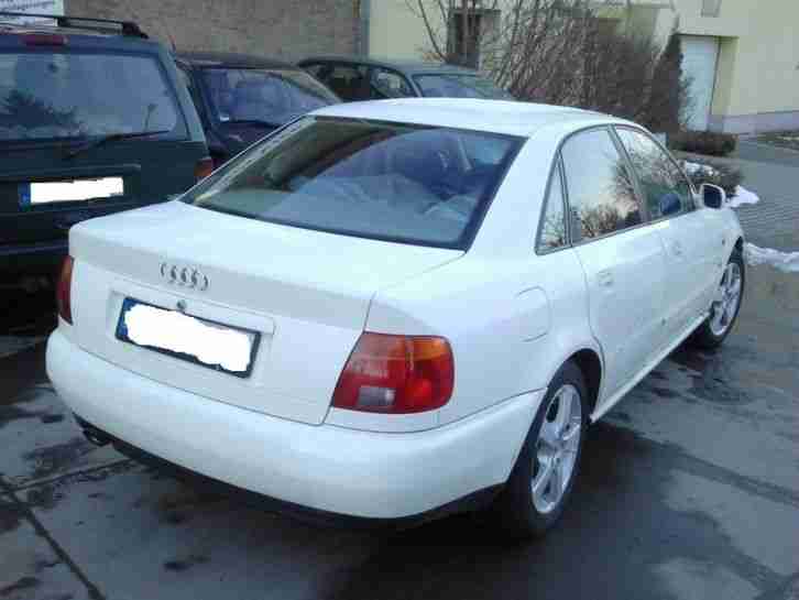 Audi A4, Klimaaut., el.FH, Sitzheizung, CD-Radio ....