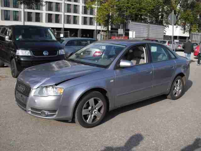 Audi A4 Lim. 1.6 * 69,000 kilometer