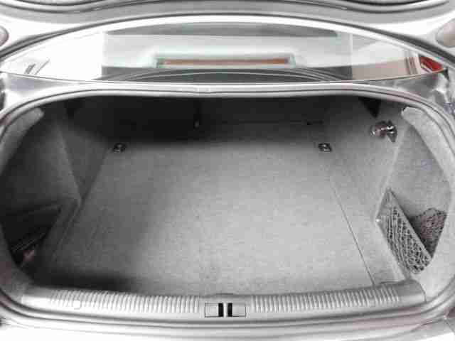 Audi A4 Lim. 1.8 T Klima 1.Hand el.SHD 17"Alu CD ZV