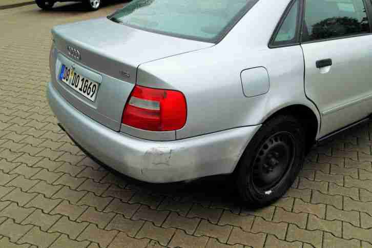 Audi A4 Unfallwagen 1997