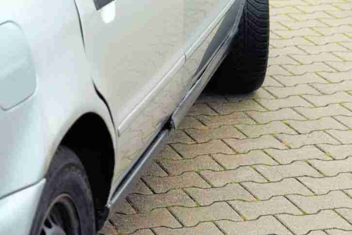 Audi A4 Unfallwagen 1997