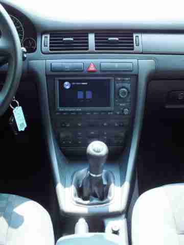 Audi A6 Avant 1.9 TDI*1.Hand/Scheckheftgepflegt/Navi*