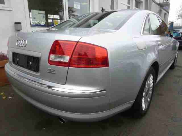 Audi A8 3.7 quattro