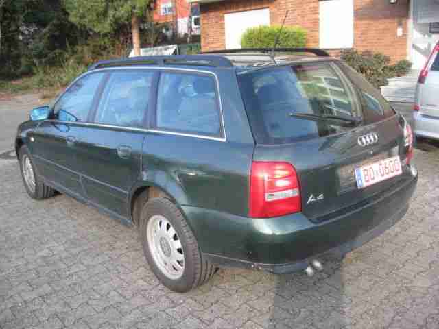 Audi Avant QUATTRO 2,5 TDi Baujahr 03-2000 aus 2 Hand mit 245000 Kilometern