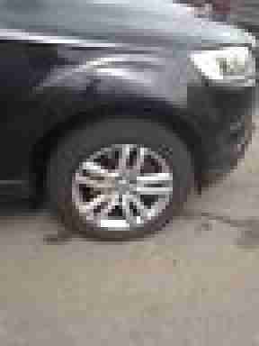Audi Q7 MODEL