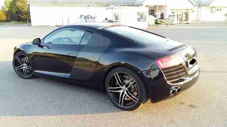 Audi R8 4.2 FSI Carbon, Vollleder, B&O, Klappenauspuffanlage
