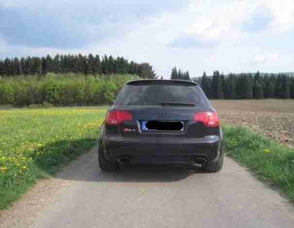 Audi RS4 Avant Black Bremsen NEU Tüv NEU