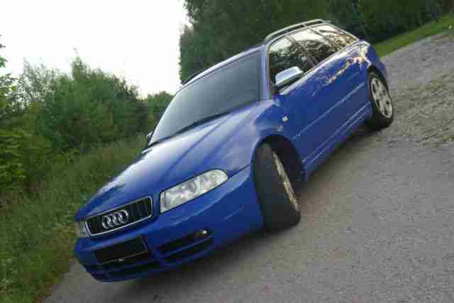 Audi S4 Avant 2.7 quattro Xenon TÜV Neu
