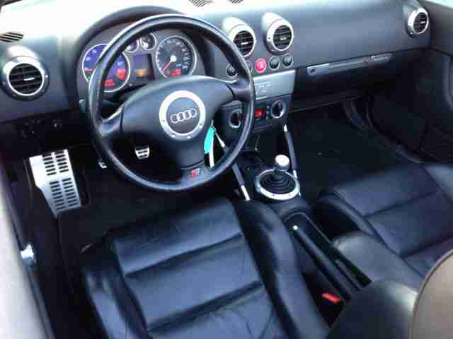 Audi TT 1.8 T Roadster quattro.262 PS