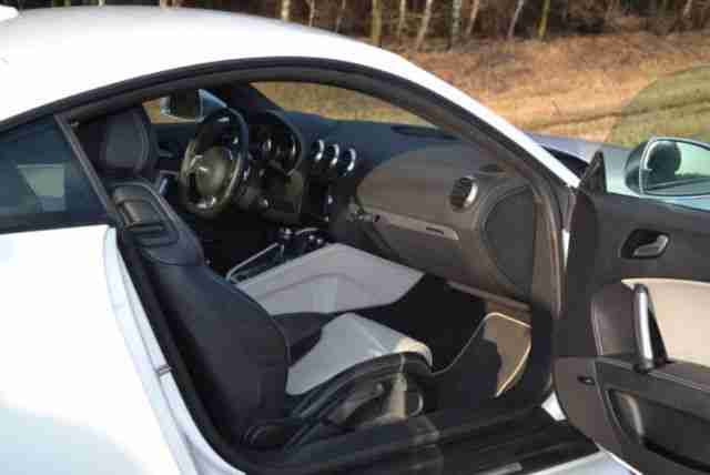 Audi TT 2.0 TFSI QUATTRO S-Line Navi /Leder