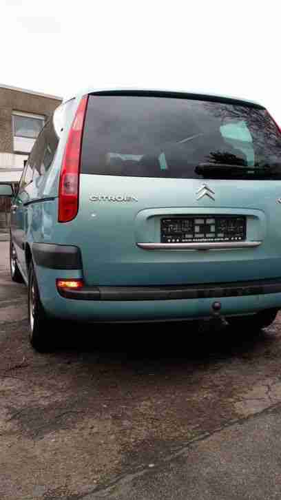 Auto Citroen C8