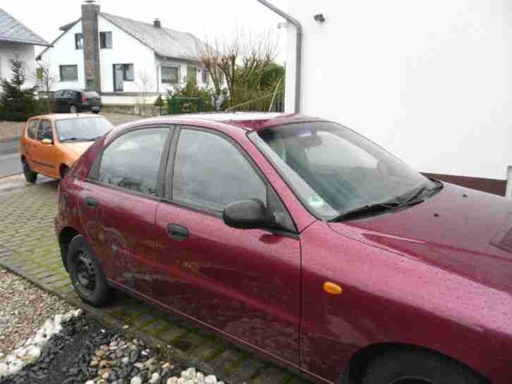Auto DAEWOO Lanos