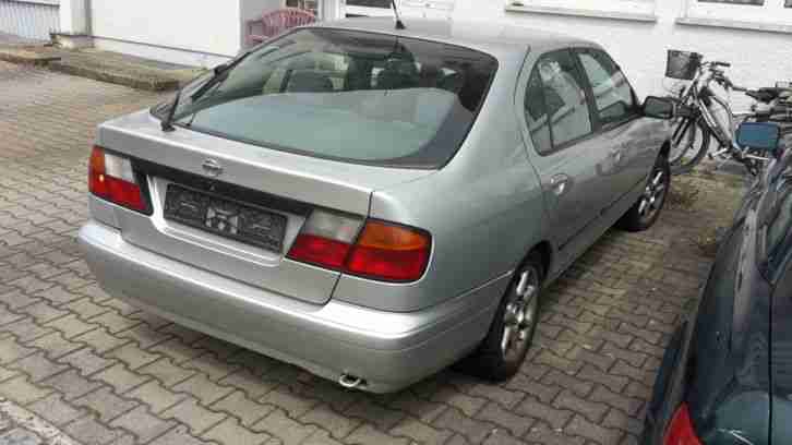 Auto Nissan Primera