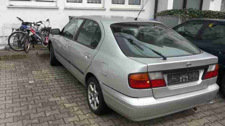 Auto Nissan Primera