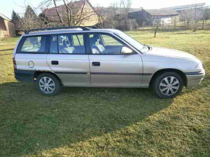 Auto Opel zum ausschlachten oder basteln