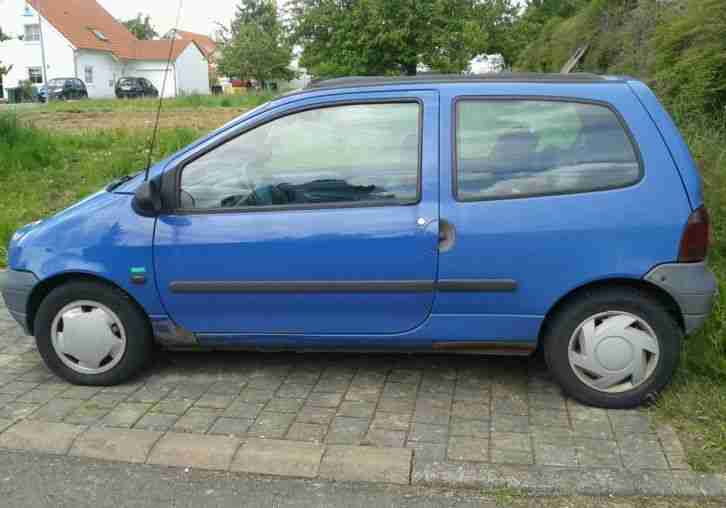 Auto Renault twingo gebraucht TÜV bis August 2015