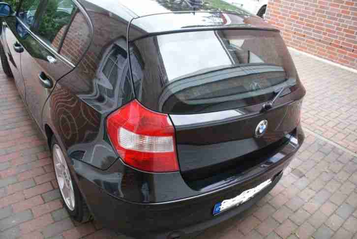 BMW 116 i, E 87 , 5- Türer, EZ 12/2006, schwarz