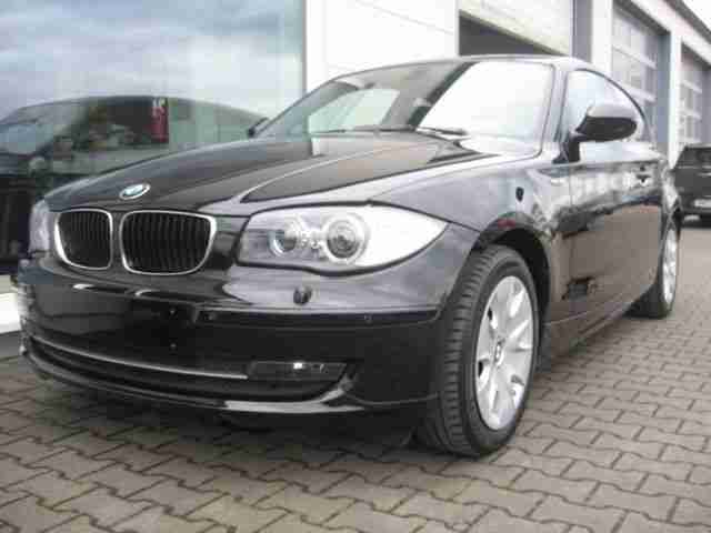 BMW 116i -NAVI-KLIMA-XENON-SITZHEIZUNG-PDC-MFL-GSD-