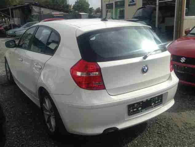 BMW 116i Sport 5-Türig 6-Gang Klimaauto. SHZ PDC ALU