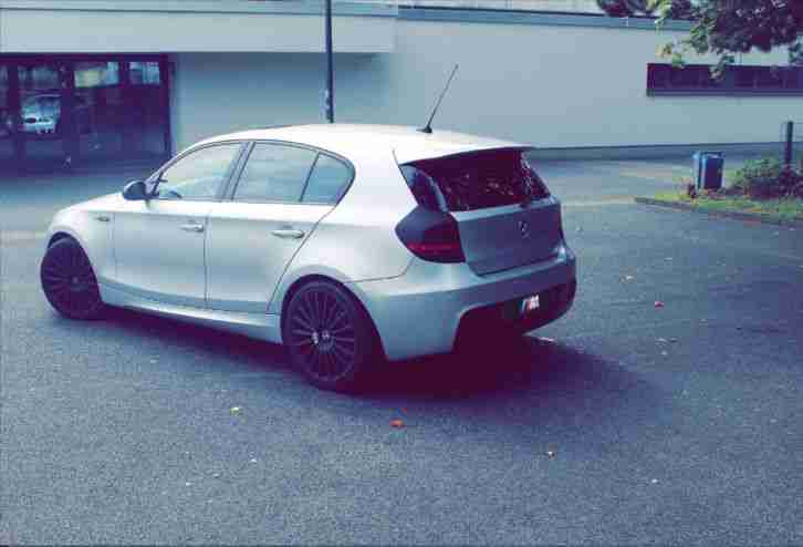 BMW 130i *M-Paket *Vollaustattung *1erM Optik *UNIKAT