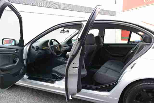 BMW 316i Edition Lifestyle*KLIMAAUT.*AHK*TÜV NEU*