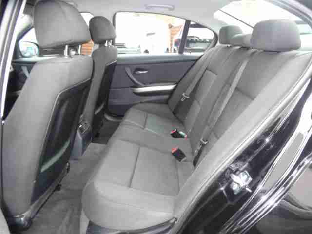 BMW 318d NAVI-Prof Autom. MFL+ PDC- SITZHZG