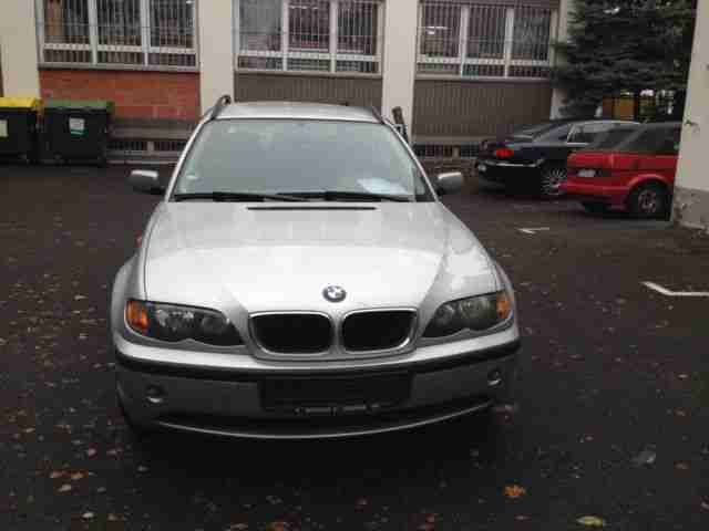 BMW 318d touring GRÜNE UMWELTPLAKETTE