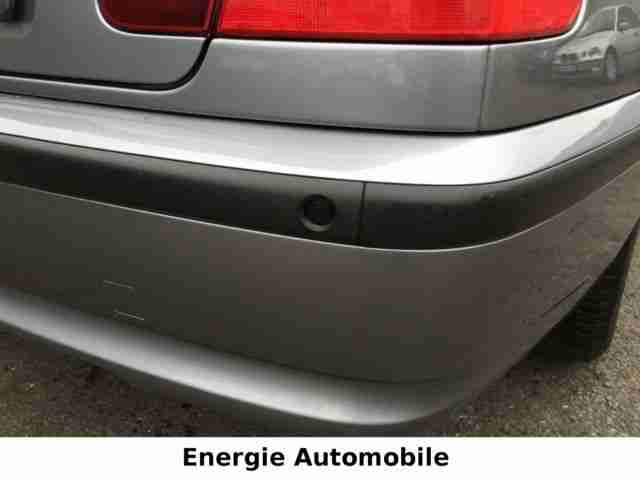 BMW 318i Edition*LEDER*PDC*XENON*MULTI LENKRAD*